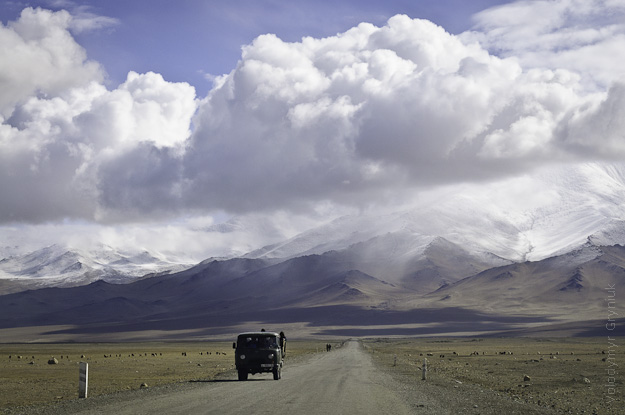 Таджикистан Памірське шоссе фото